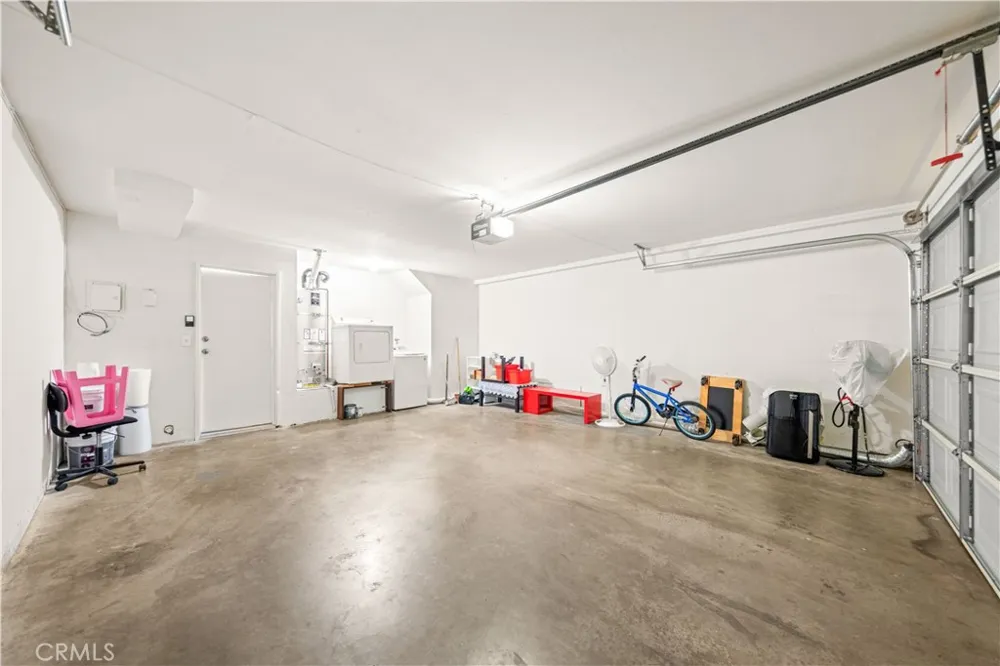 6060 Oak Street #M Huntington Park, CA 90255