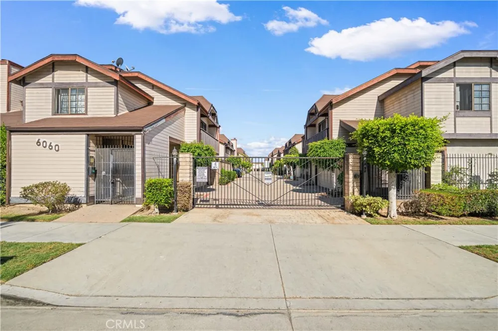 6060 Oak Street #M Huntington Park, CA 90255