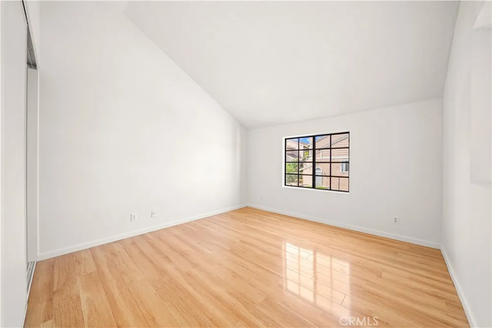 6060 Oak Street #M Huntington Park, CA 90255