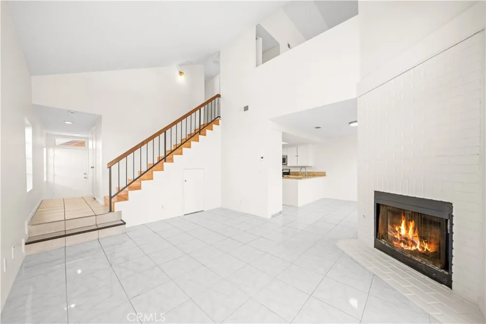 6060 Oak Street #M Huntington Park, CA 90255
