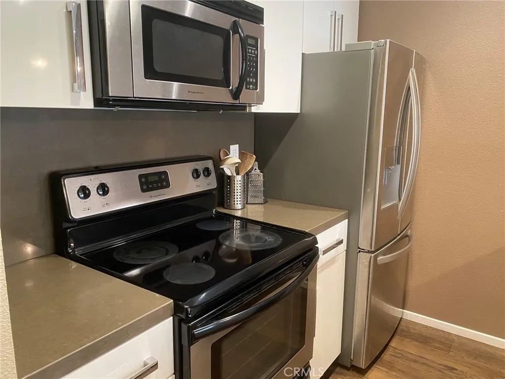 141 S Clark Drive #316 West Hollywood, CA 90048