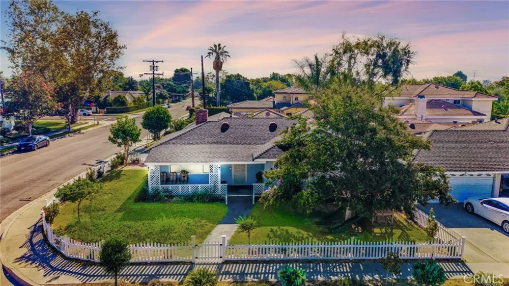 5446 Arden Temple City, CA 91780