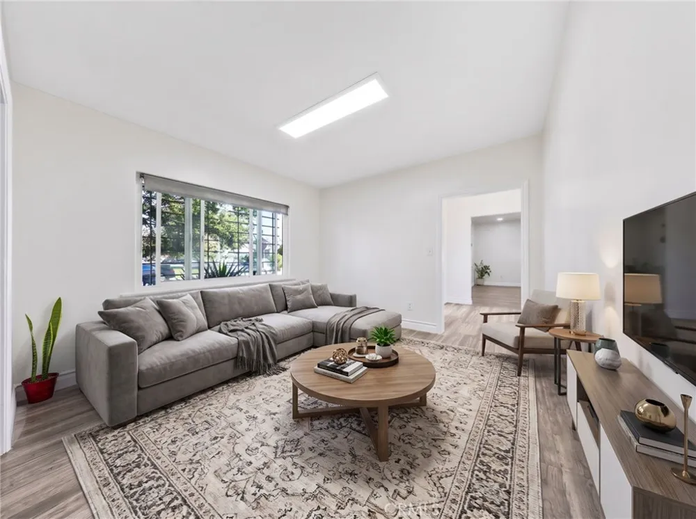 5446 Arden Temple City, CA 91780