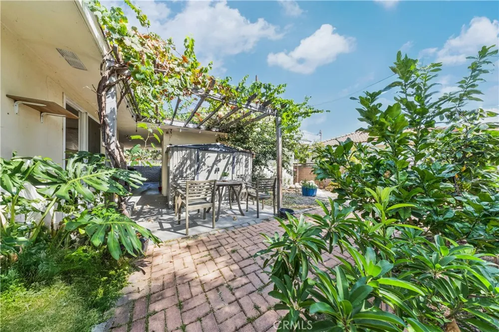 5446 Arden Temple City, CA 91780