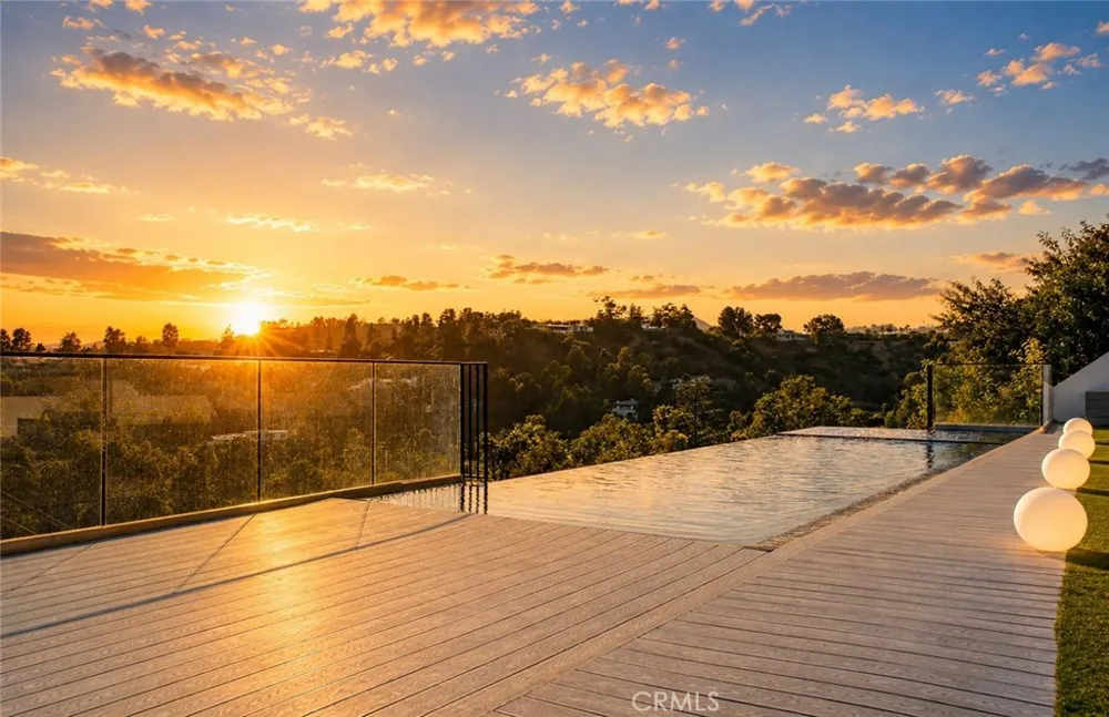 9459 Beverly Crest Los Angeles, CA 90210