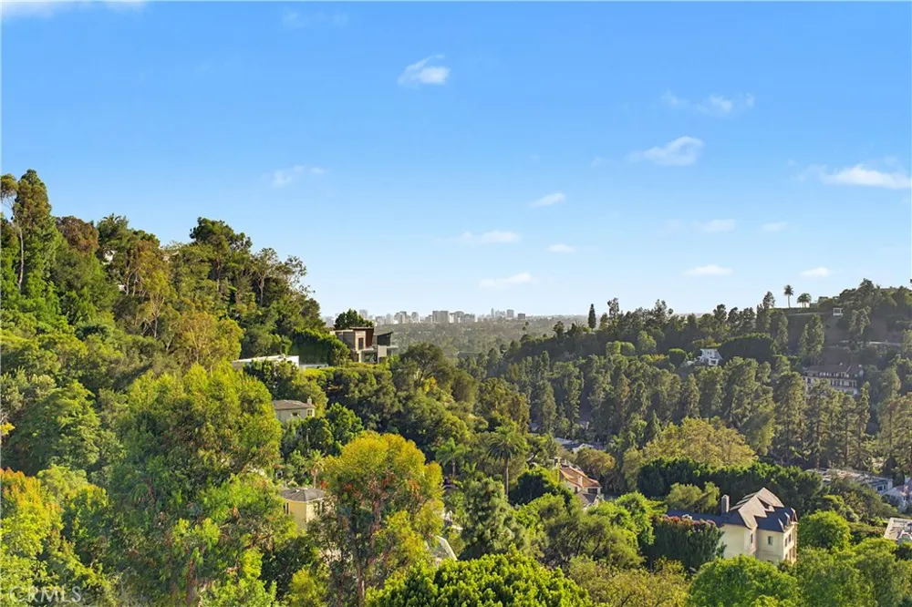 9459 Beverly Crest Los Angeles, CA 90210