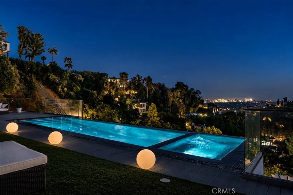 9459 Beverly Crest Los Angeles, CA 90210