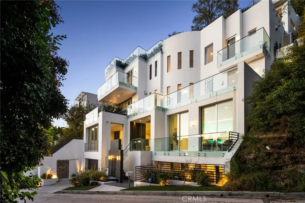 9459 Beverly Crest Los Angeles, CA 90210