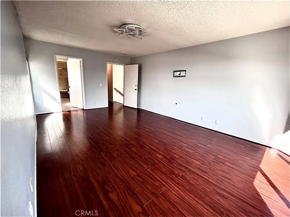 10 Bluff Point Phillips Ranch, CA 91766