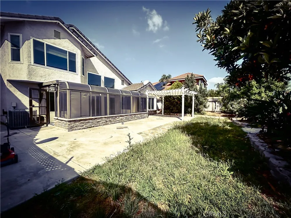 10 Bluff Point Phillips Ranch, CA 91766