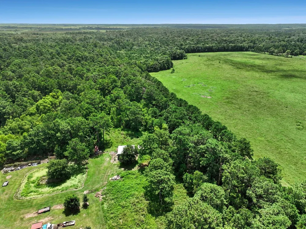 9 Fm 563 Anahuac, TX 77514