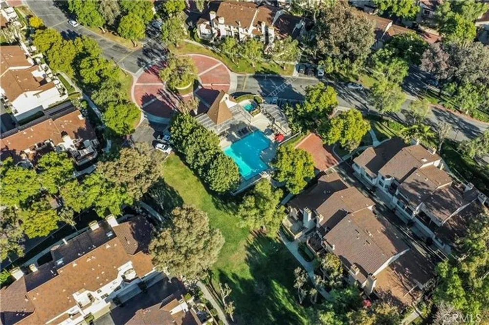 24 Rock Cliff Place Pomona, CA 91766