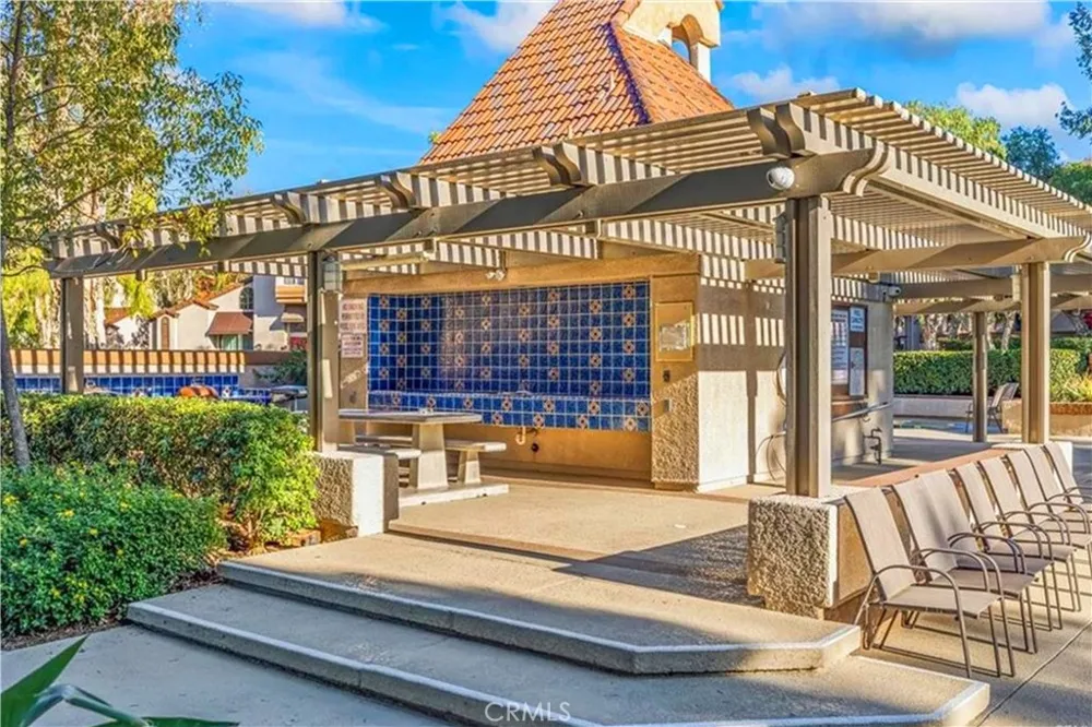24 Rock Cliff Place Pomona, CA 91766