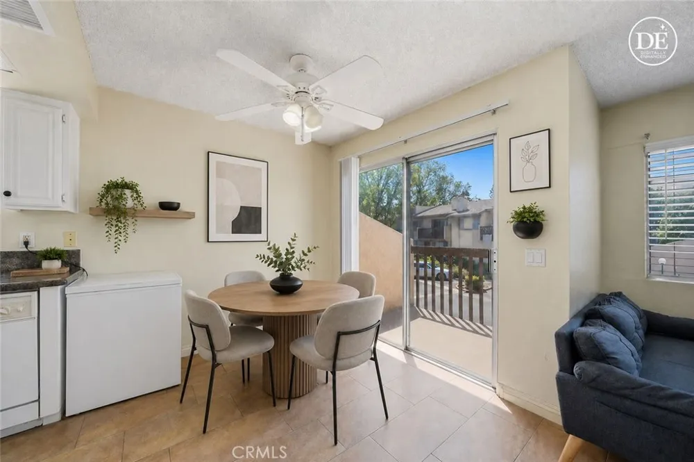 1251 S Meadow #120 Colton, CA 92324