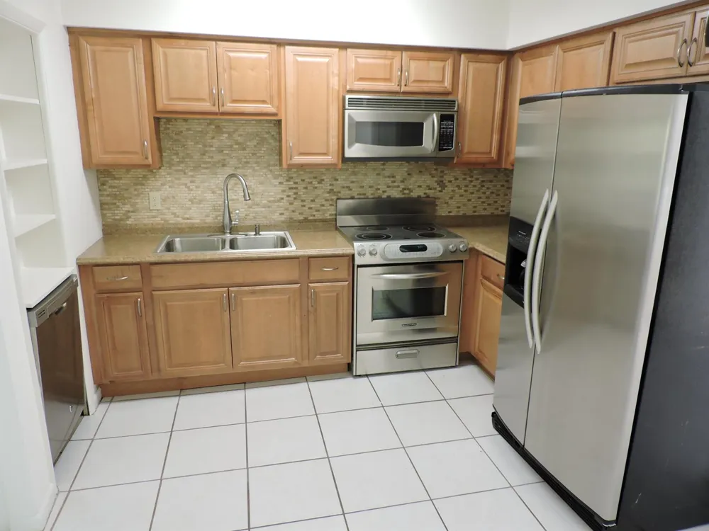 9046 SE Parkway Drive Hobe Sound, FL 33455