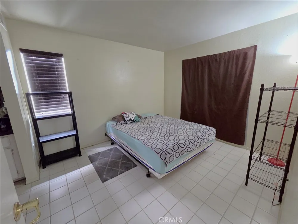 3707 Oak Creek Drive #A Ontario, CA 91761