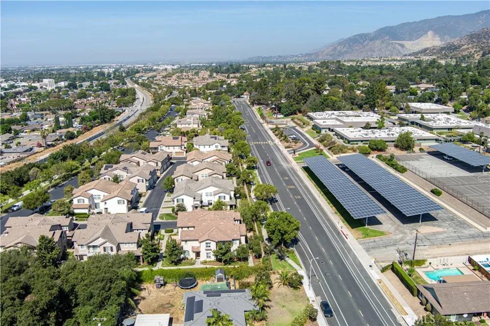 729 Park View Terrace Glendora, CA 91741