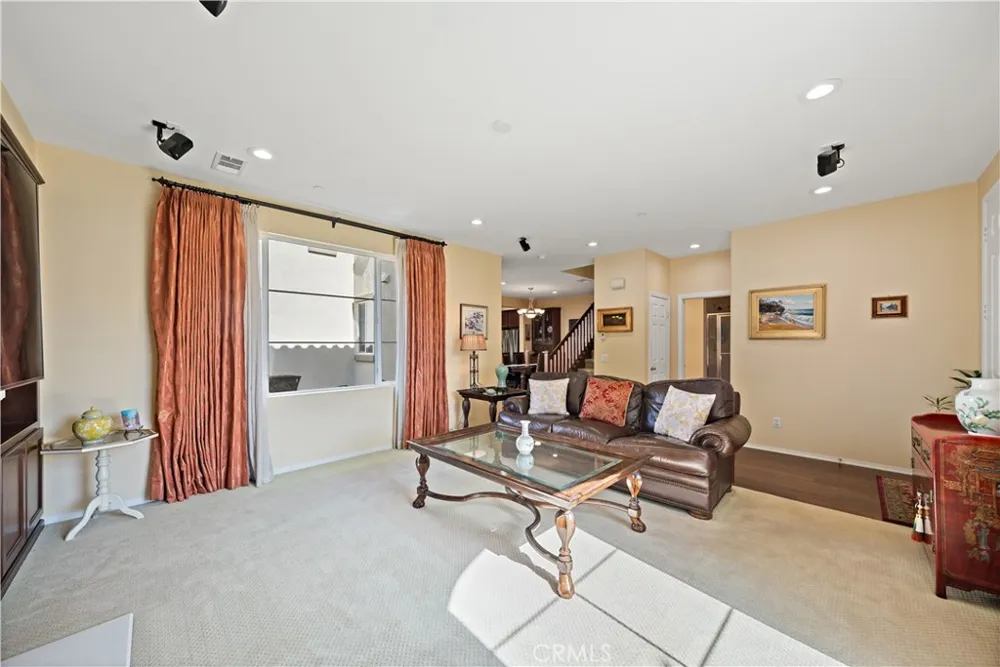 729 Park View Terrace Glendora, CA 91741