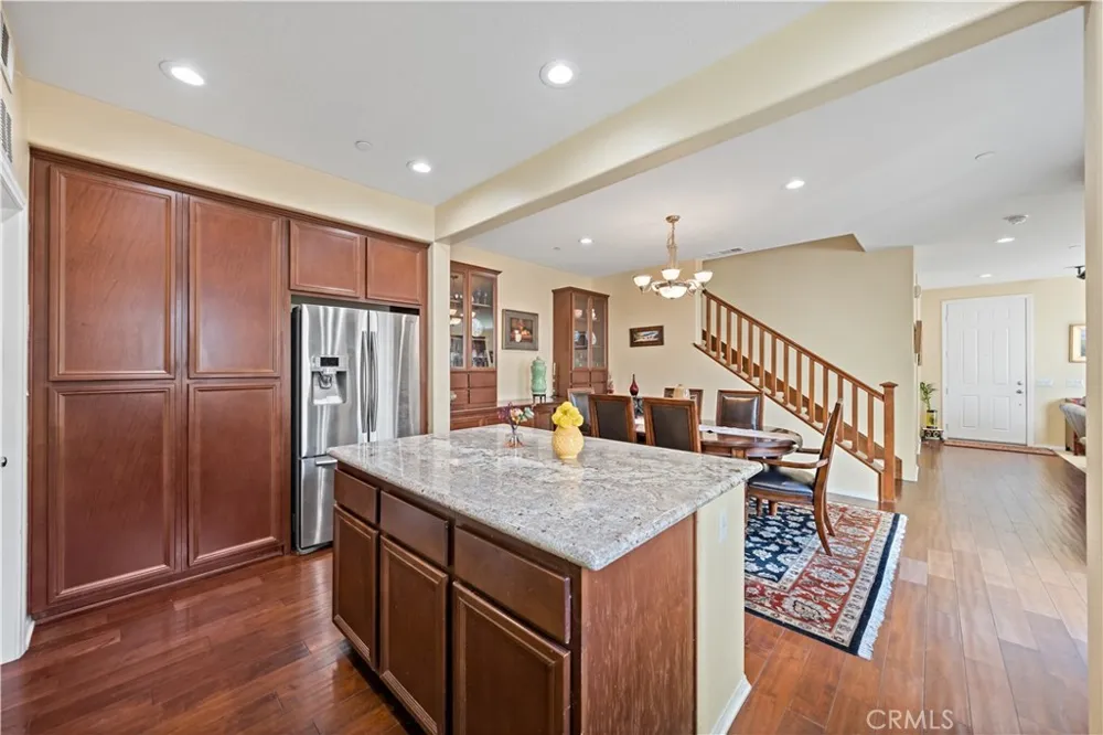 729 Park View Terrace Glendora, CA 91741