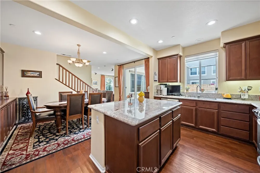 729 Park View Terrace Glendora, CA 91741