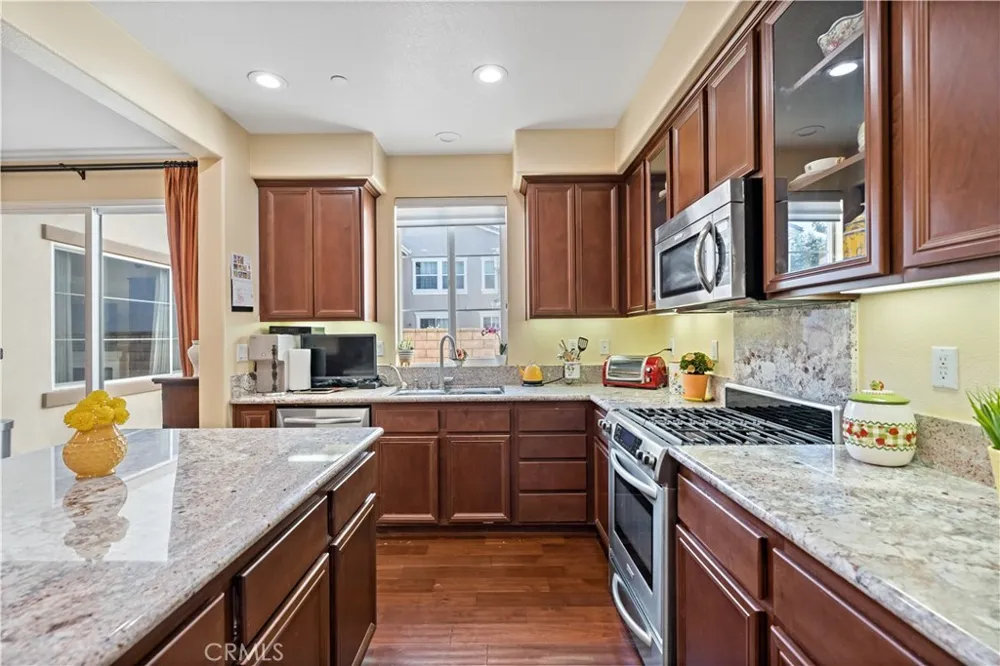 729 Park View Terrace Glendora, CA 91741