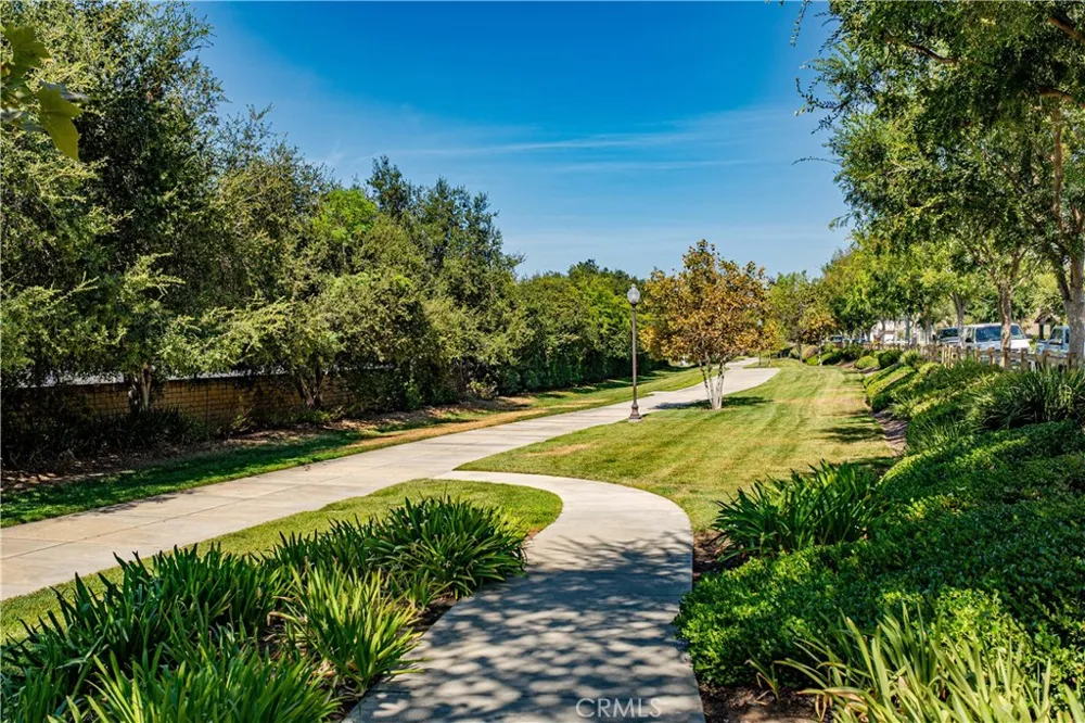 729 Park View Terrace Glendora, CA 91741