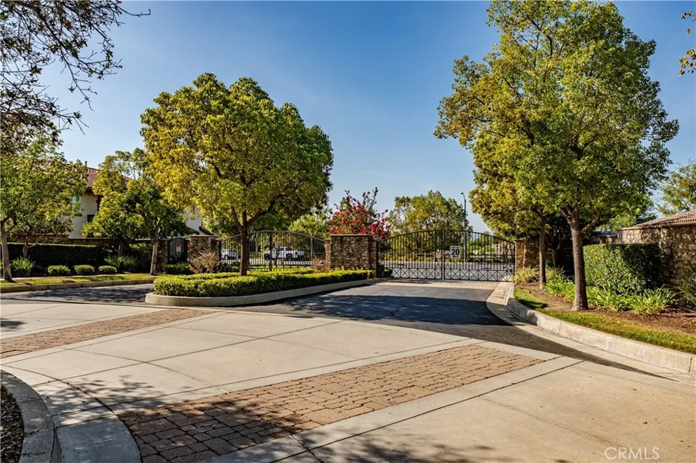729 Park View Terrace Glendora, CA 91741