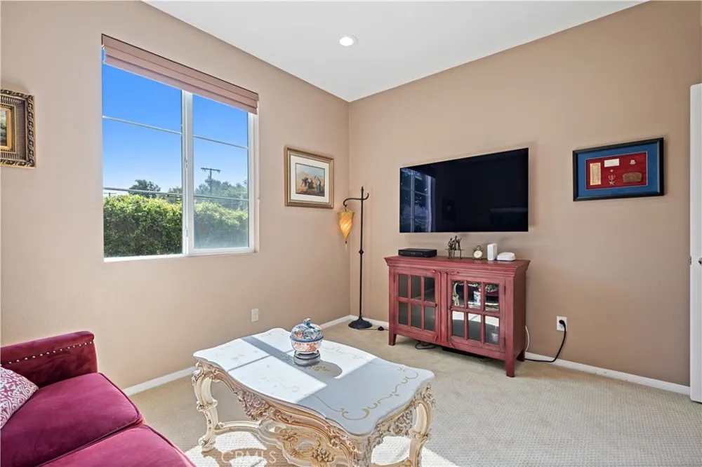 729 Park View Terrace Glendora, CA 91741