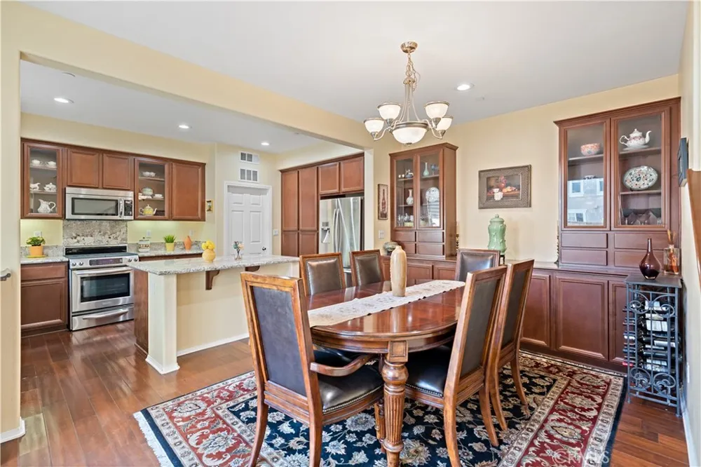 729 Park View Terrace Glendora, CA 91741
