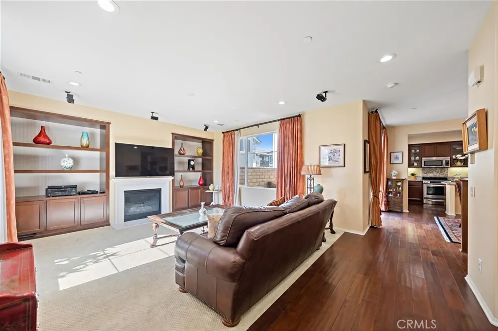 729 Park View Terrace Glendora, CA 91741