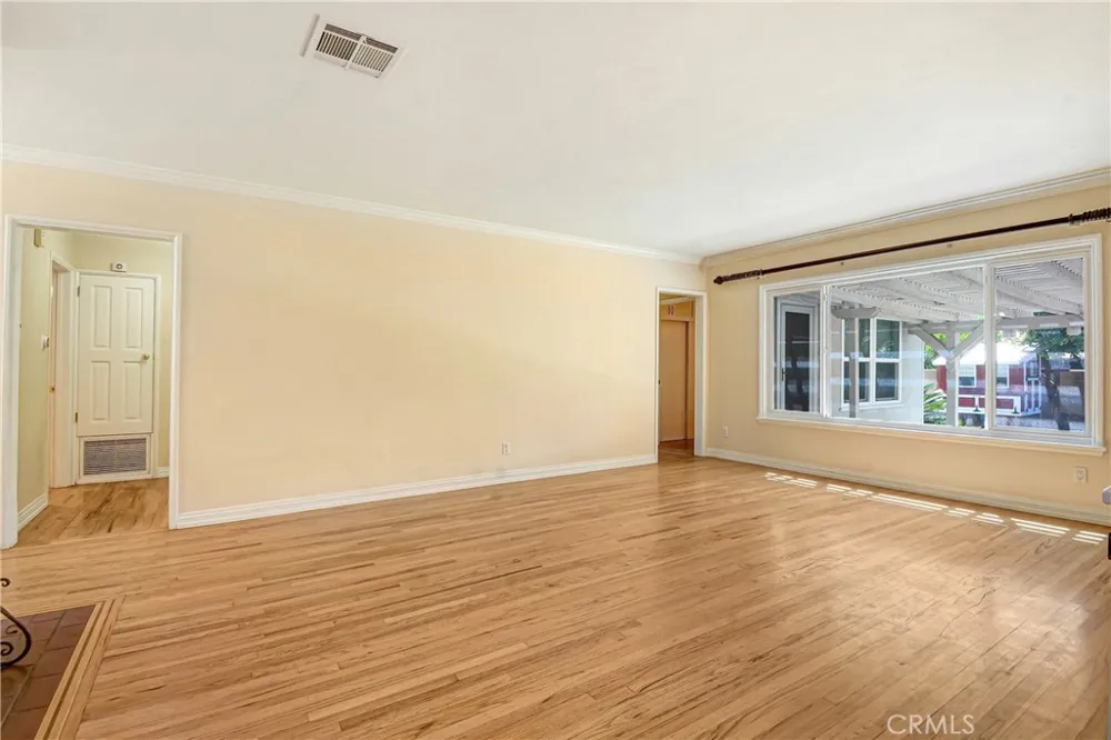 3264 Lugo San Bernardino, CA 92404