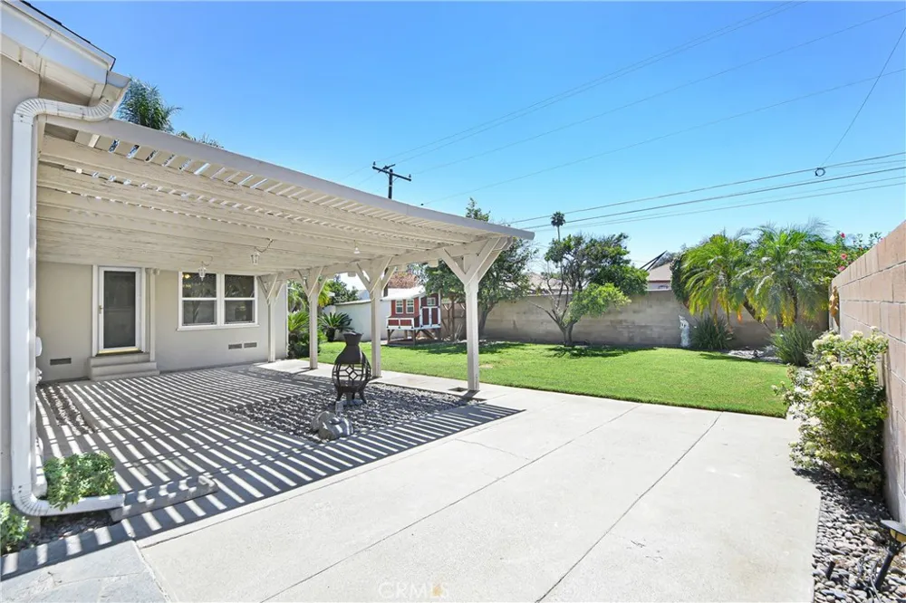 3264 Lugo San Bernardino, CA 92404