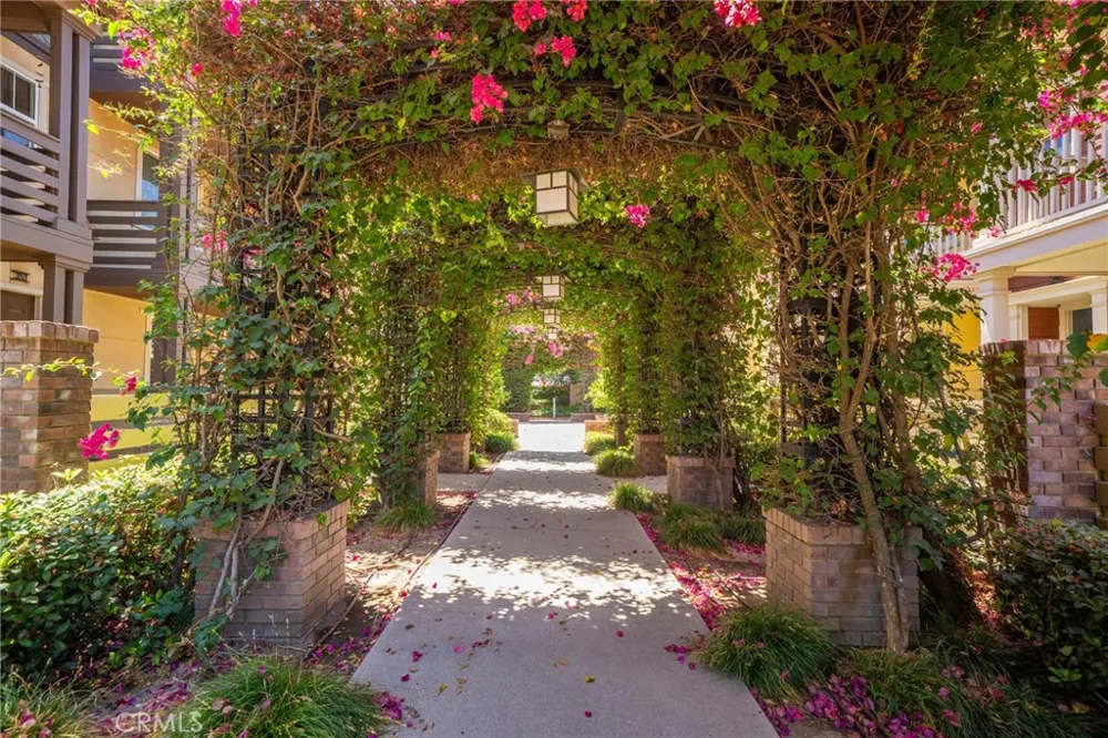 323 S Glendora Avenue Glendora, CA 91741