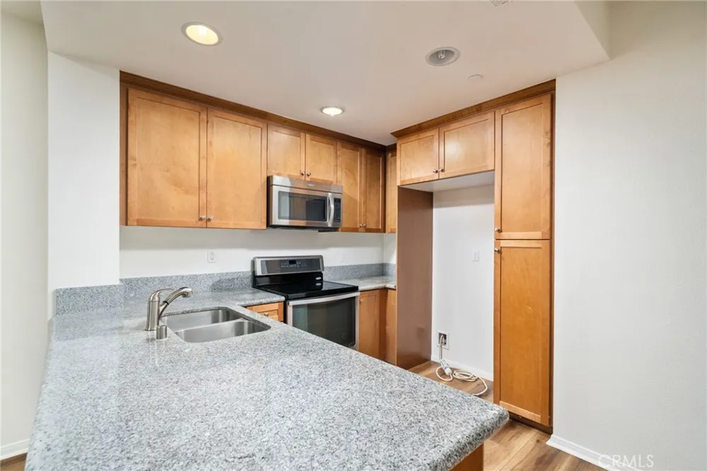 323 S Glendora Avenue Glendora, CA 91741
