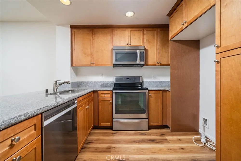 323 S Glendora Avenue Glendora, CA 91741