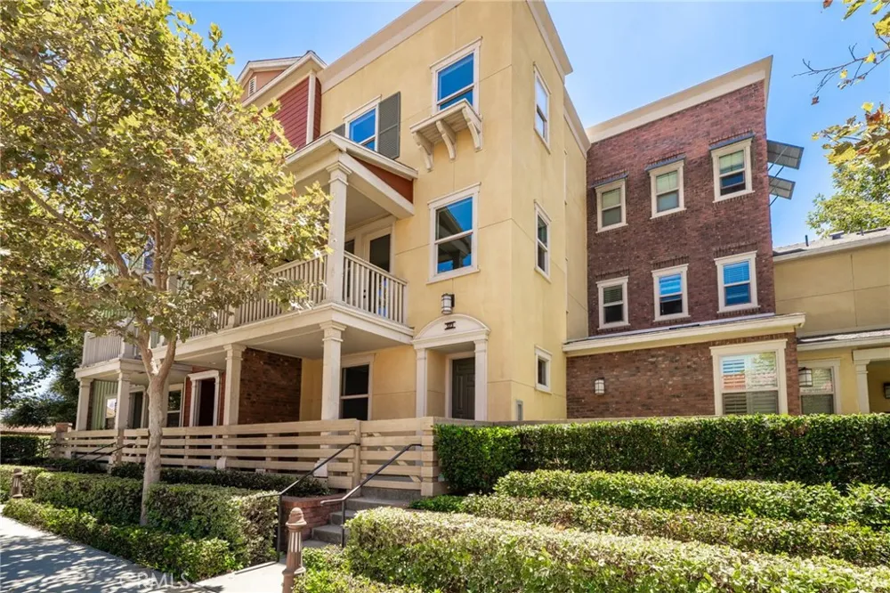 323 S Glendora Avenue Glendora, CA 91741