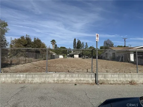 4303 Walnut