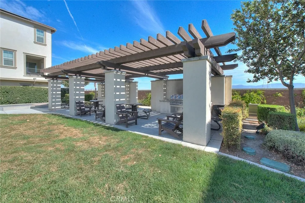 8244 Spirit Chino, CA 91708