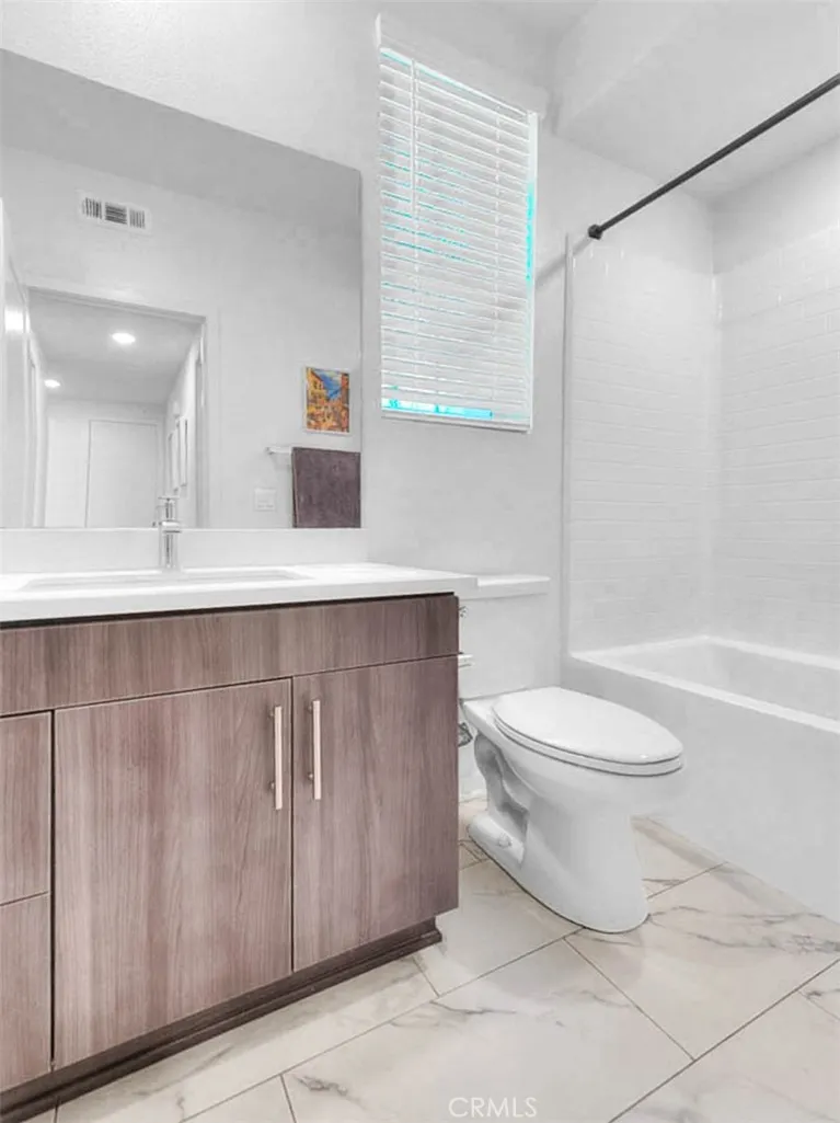 8244 Spirit Chino, CA 91708