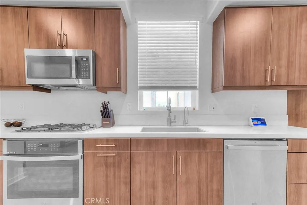 8244 Spirit Chino, CA 91708