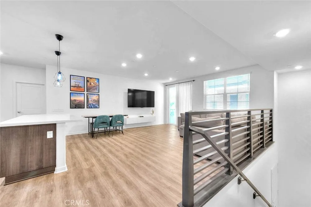 8244 Spirit Chino, CA 91708