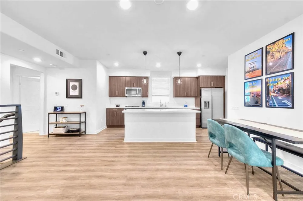 8244 Spirit Chino, CA 91708