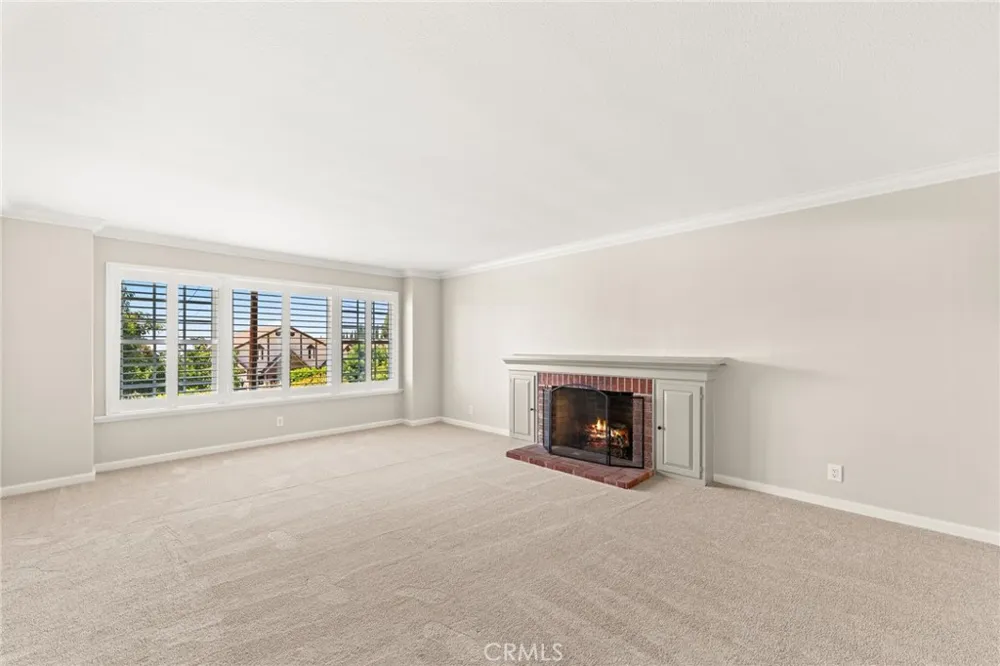 547 W 25th Upland, CA 91784