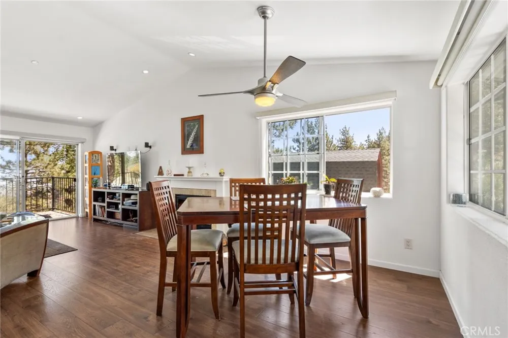 2054 Slippery Elm Wrightwood, CA 92397