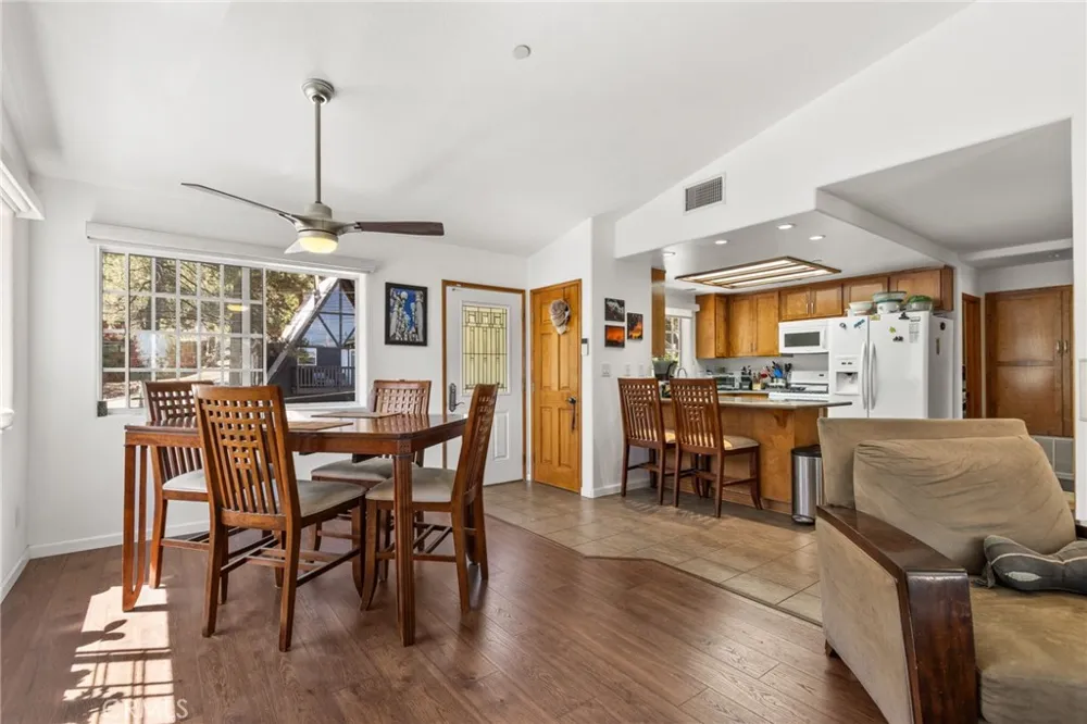 2054 Slippery Elm Wrightwood, CA 92397