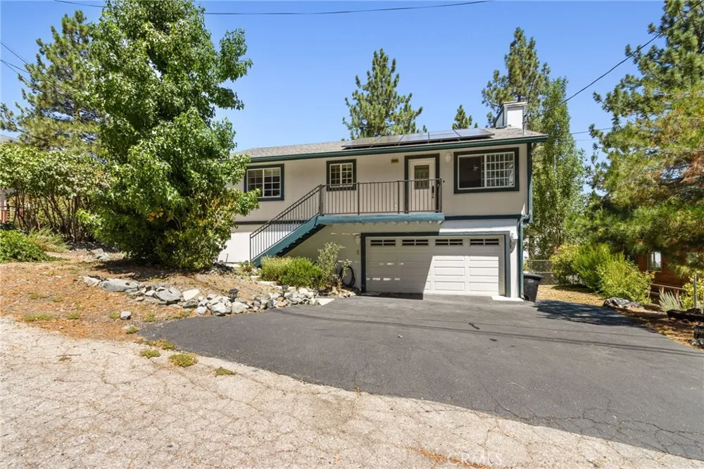 2054 Slippery Elm Wrightwood, CA 92397