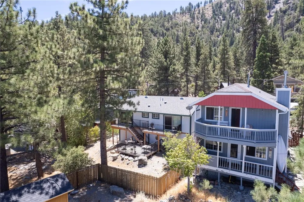 2054 Slippery Elm Wrightwood, CA 92397