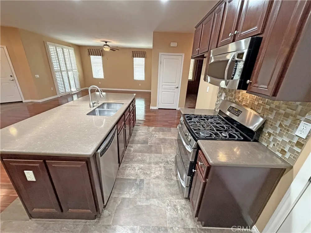 267 White Sands Beaumont, CA 92223