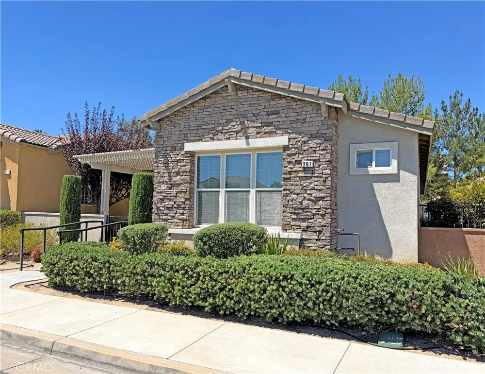 267 White Sands Beaumont, CA 92223
