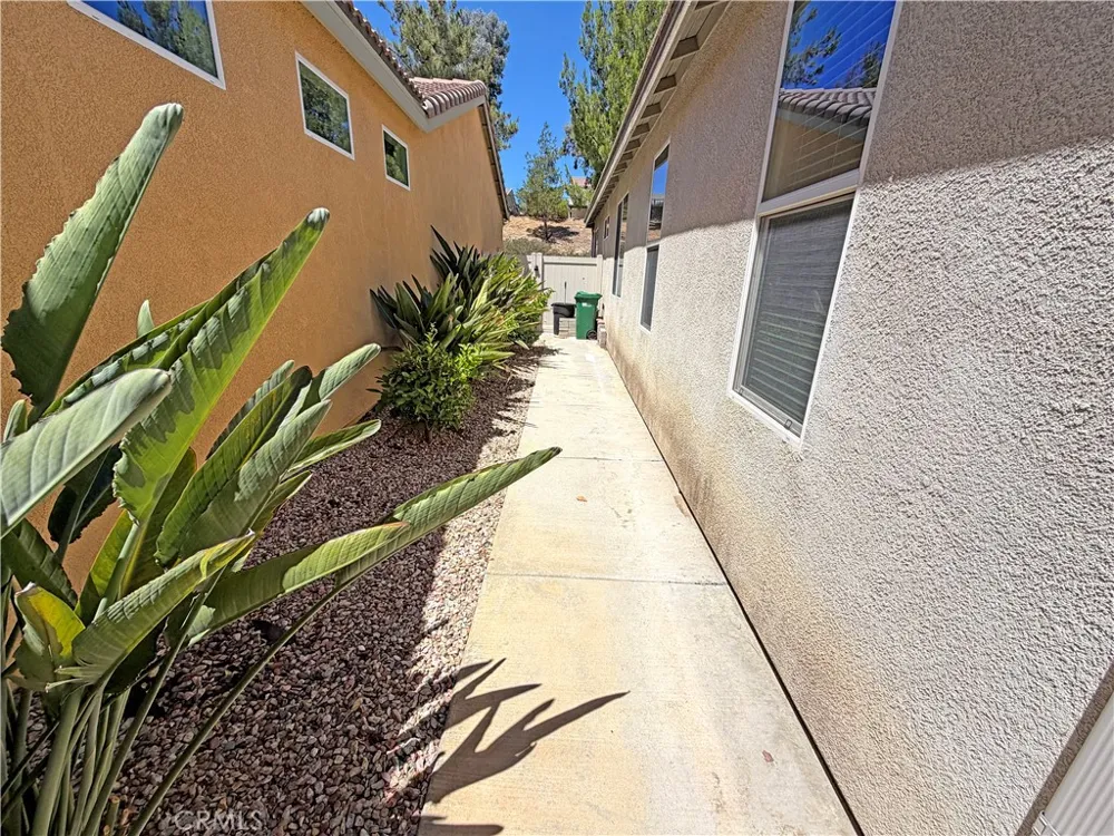 267 White Sands Beaumont, CA 92223